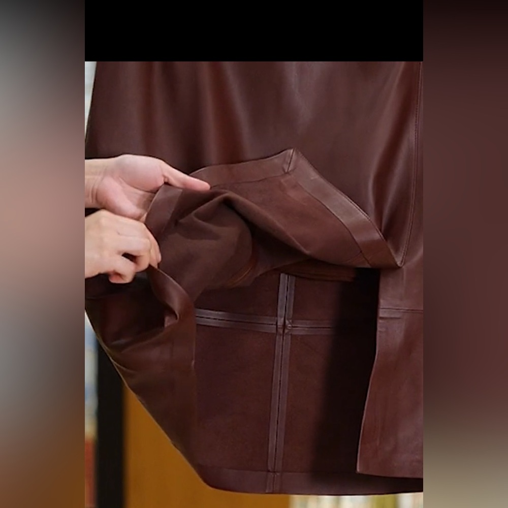 Vince
Leather
Pencil Skirt Elegant Burgundy Leather Skirt - Picture 13 of 16